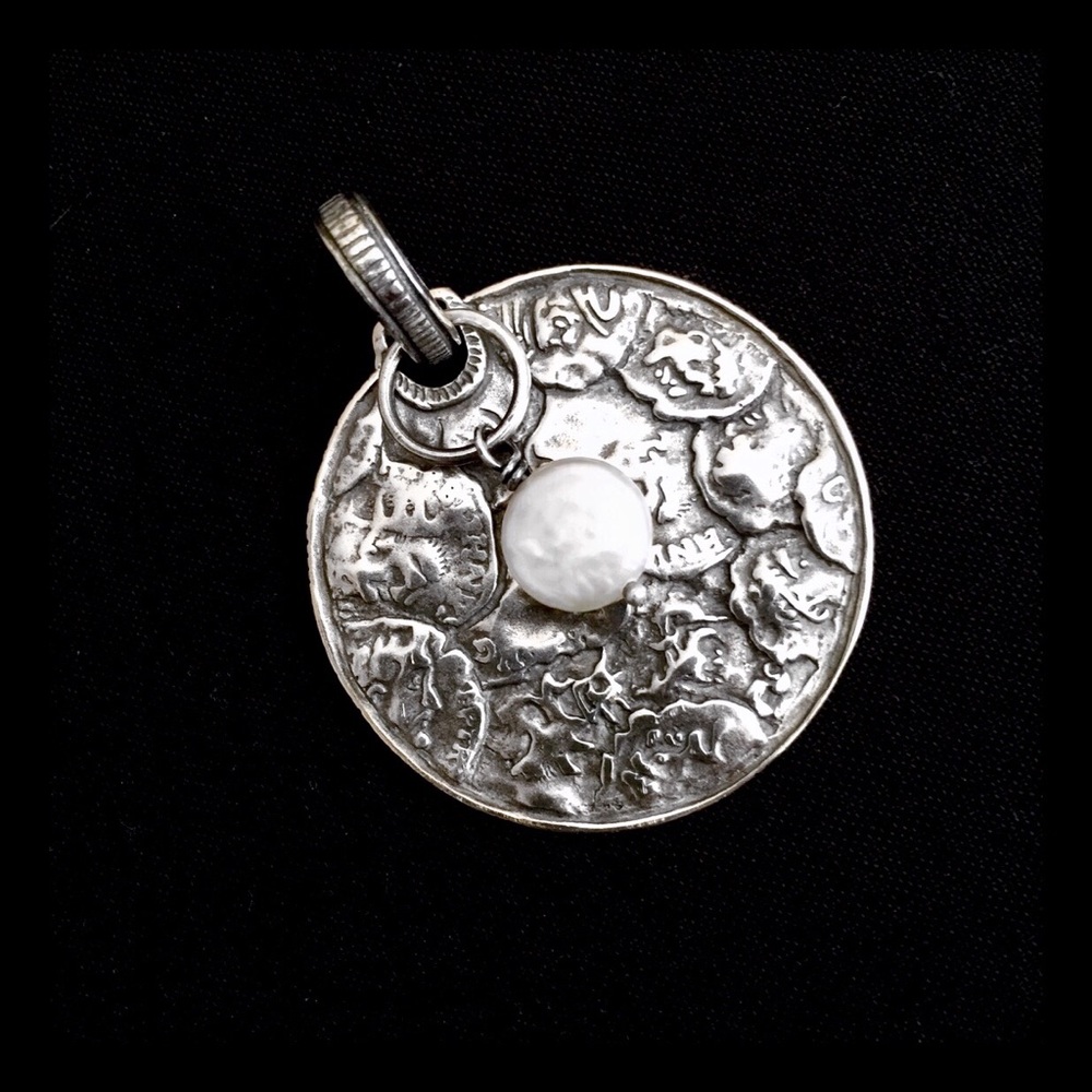 Silpada sterling & pearl pendant - Picture 2 of 3